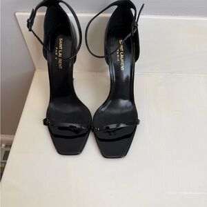 Yves Saint Laurent Black Patent Heels